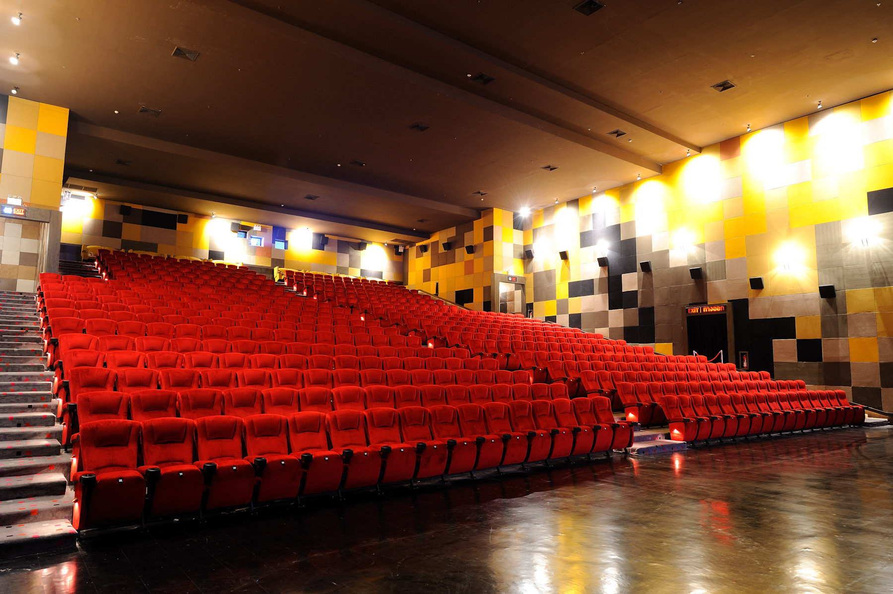 Gallery image for Major Lotus Baanpong